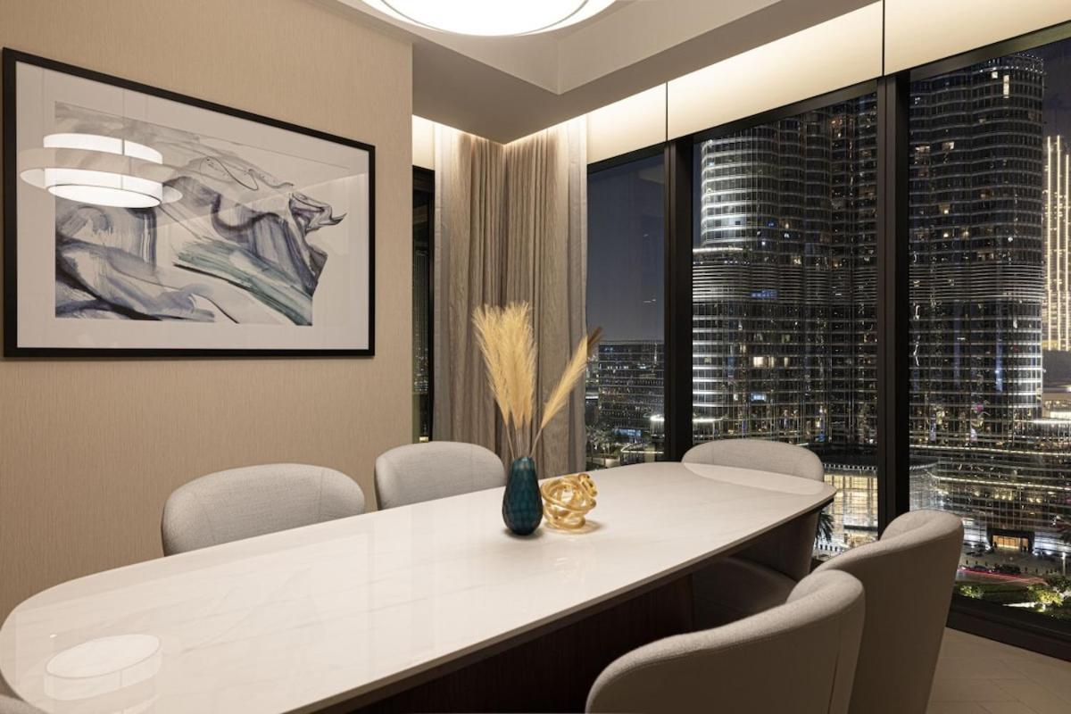 Experience Unparalleled Luxury Apartment
