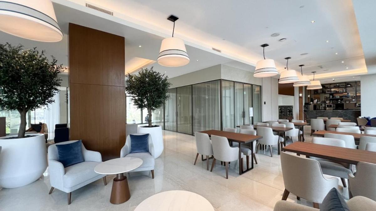 Experience Unparalleled Luxury *