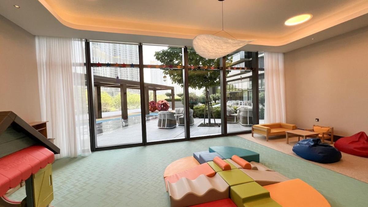 Apartment Experience Unparalleled Luxury *