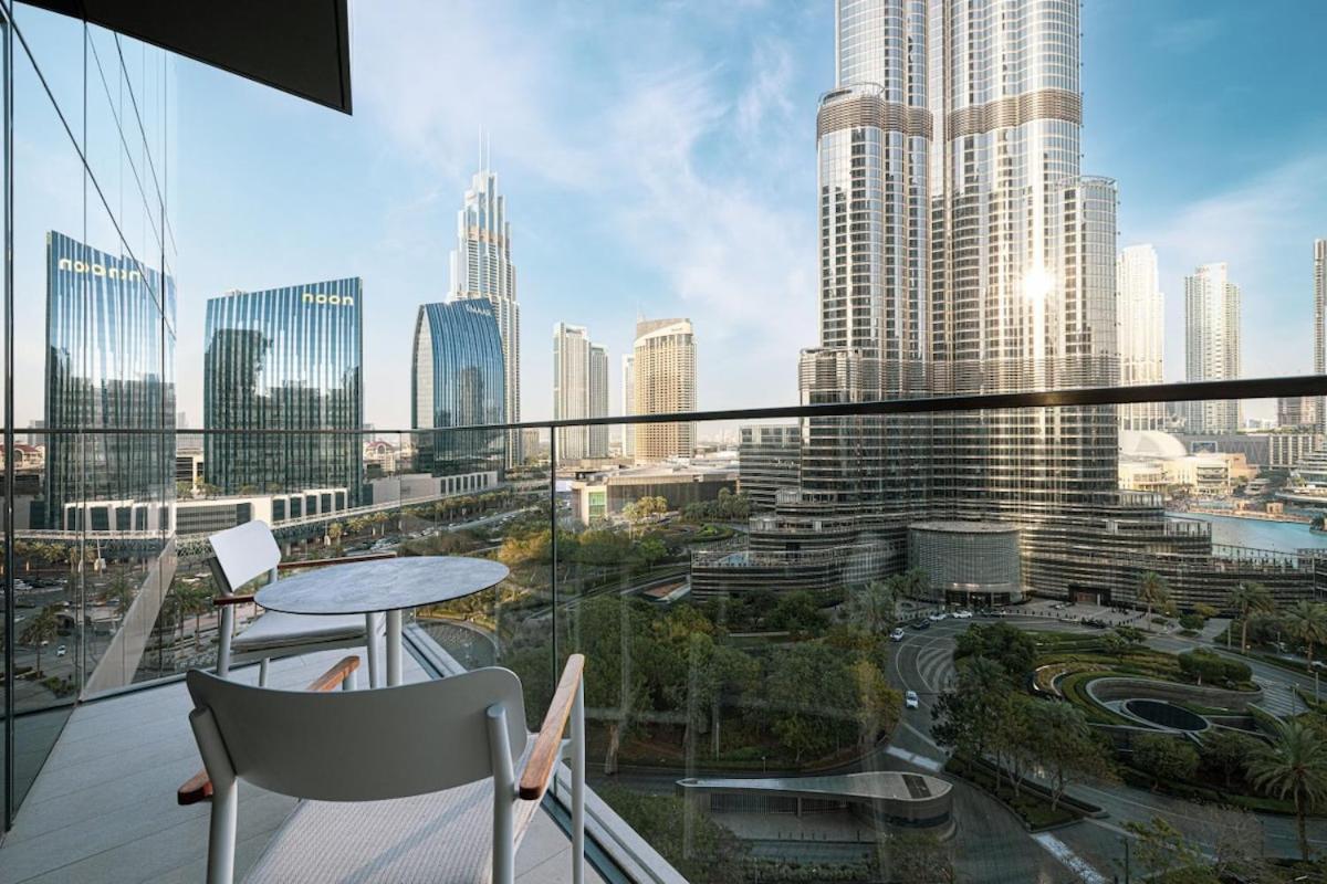 Apartment Experience Unparalleled Luxury *